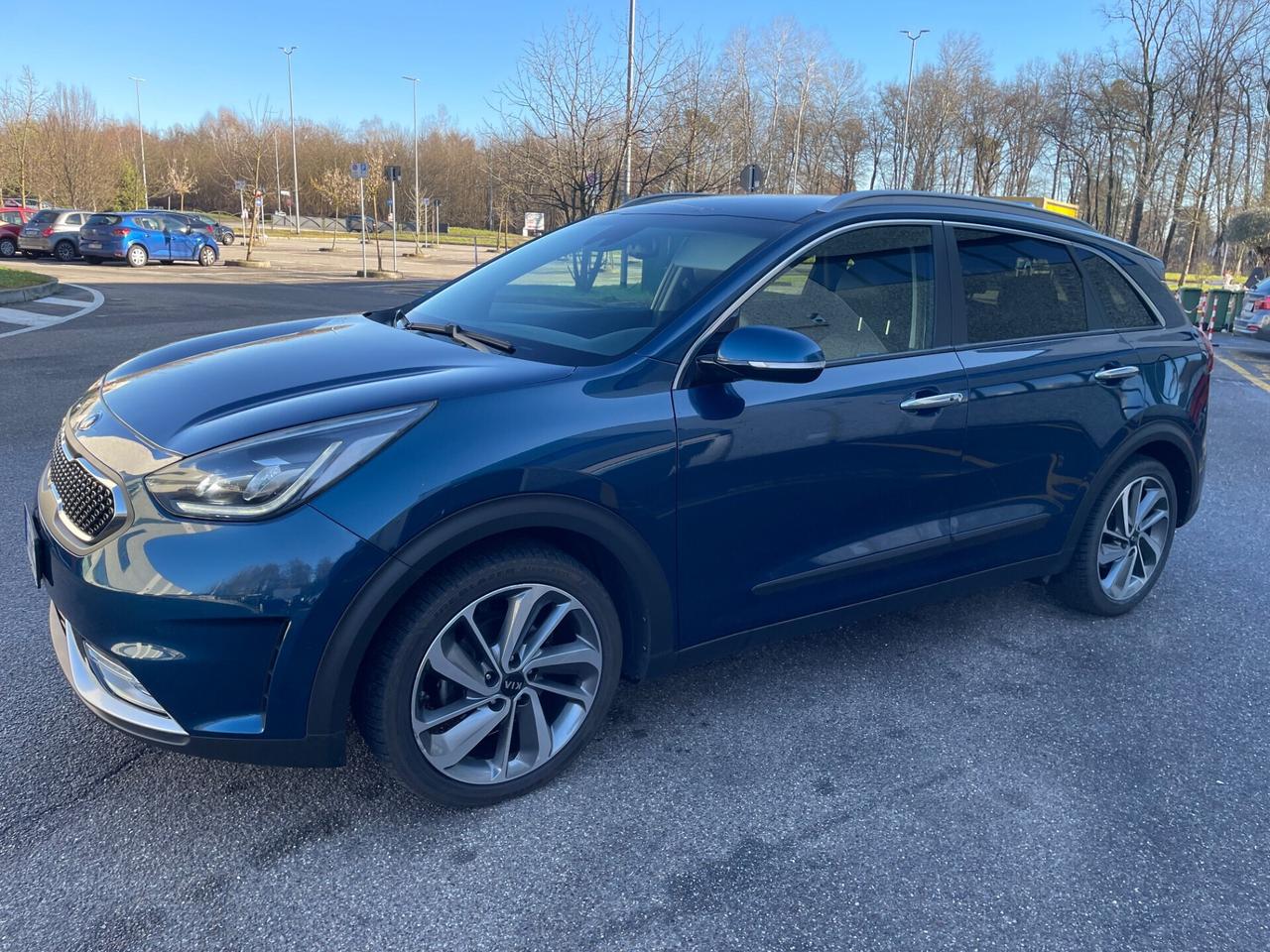 Kia Niro 1.6 GDi DCT*Automatik*Navi*Pelle*Neopatentati*