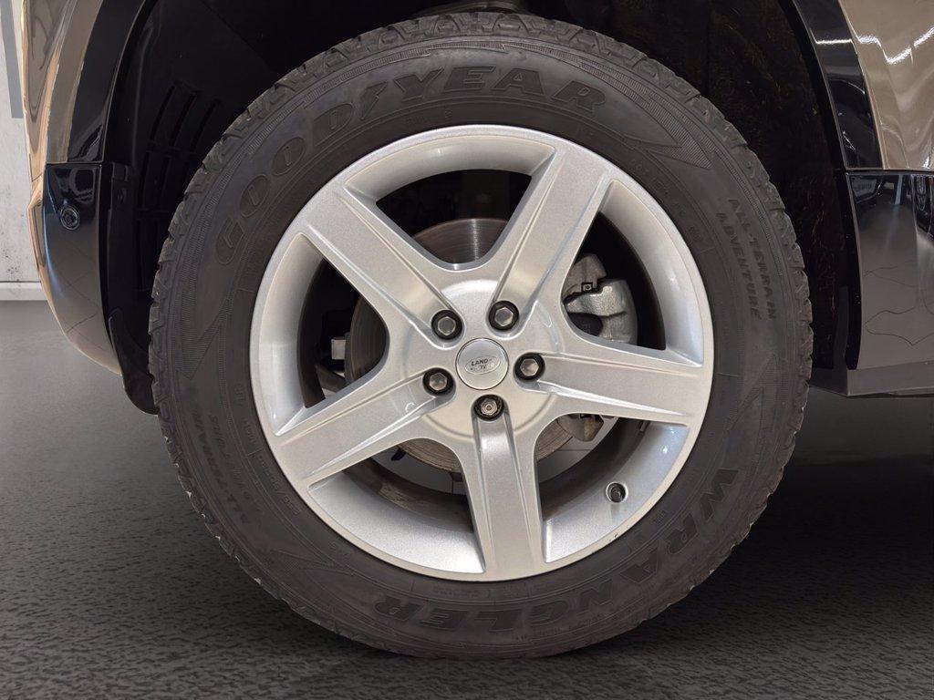 LAND ROVER Defender (2019) LAND ROVER 90 3.0D I6 250 CV AWD Auto X-Dynamic SE del 2023
