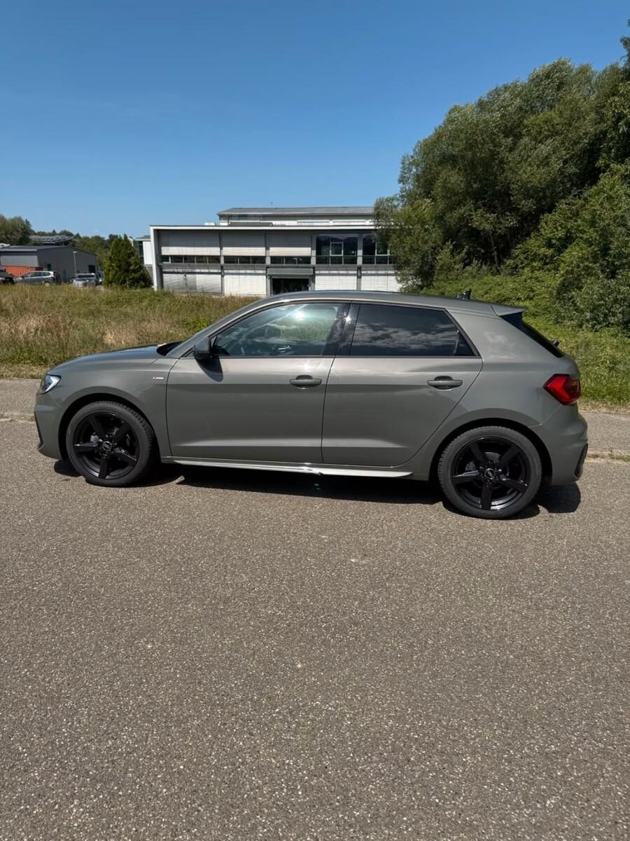 Audi A1 SPB 25TFSI S line edition