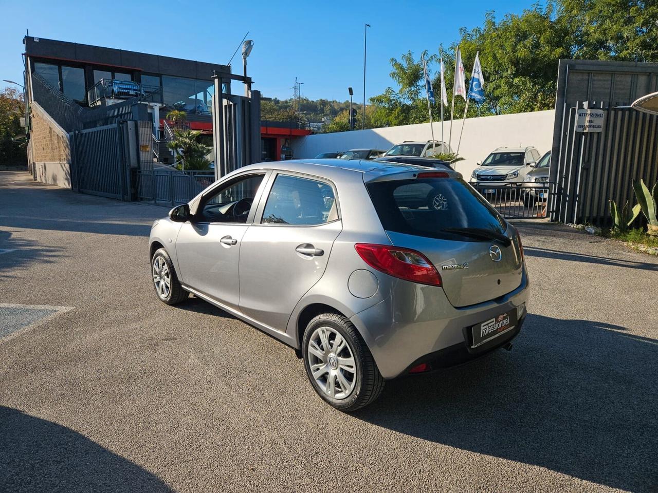 Mazda 2 Mazda2 1.3 16V 75CV 5p. Trendy