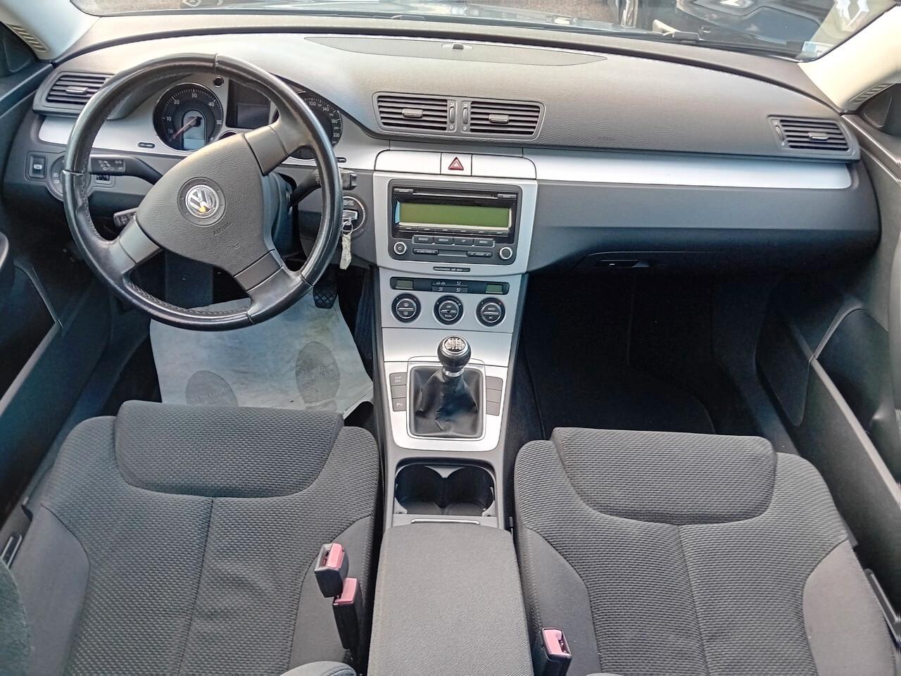 Volkswagen Passat 2.0 TDI DPF Var. Comfortline