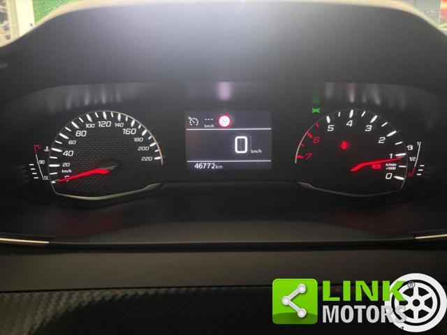 PEUGEOT 2008 PureTech 100 S&S Allure Pack KM CERT, LED.