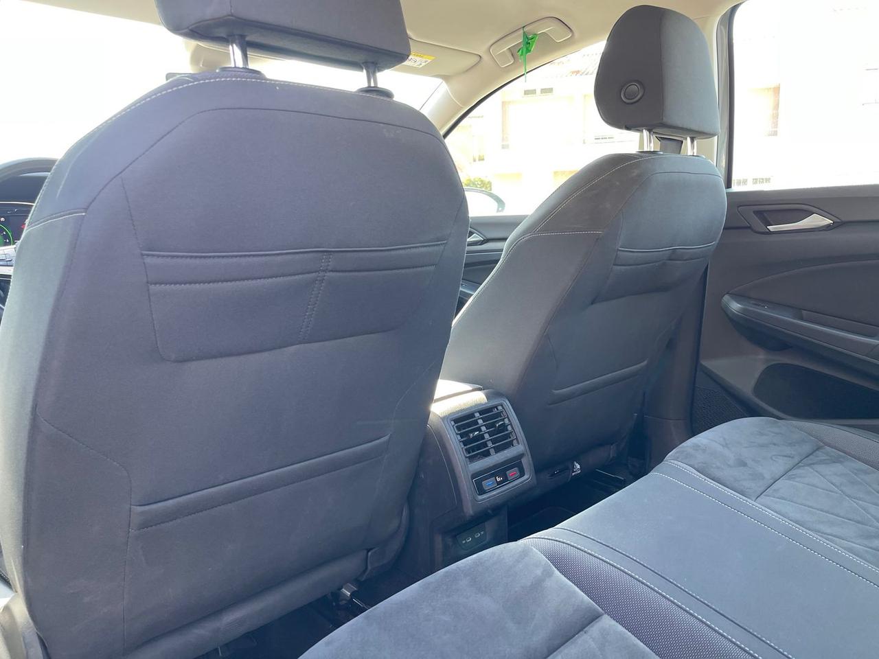 Volkswagen Golf 1.4 eHybrid PHEV Style #12026
