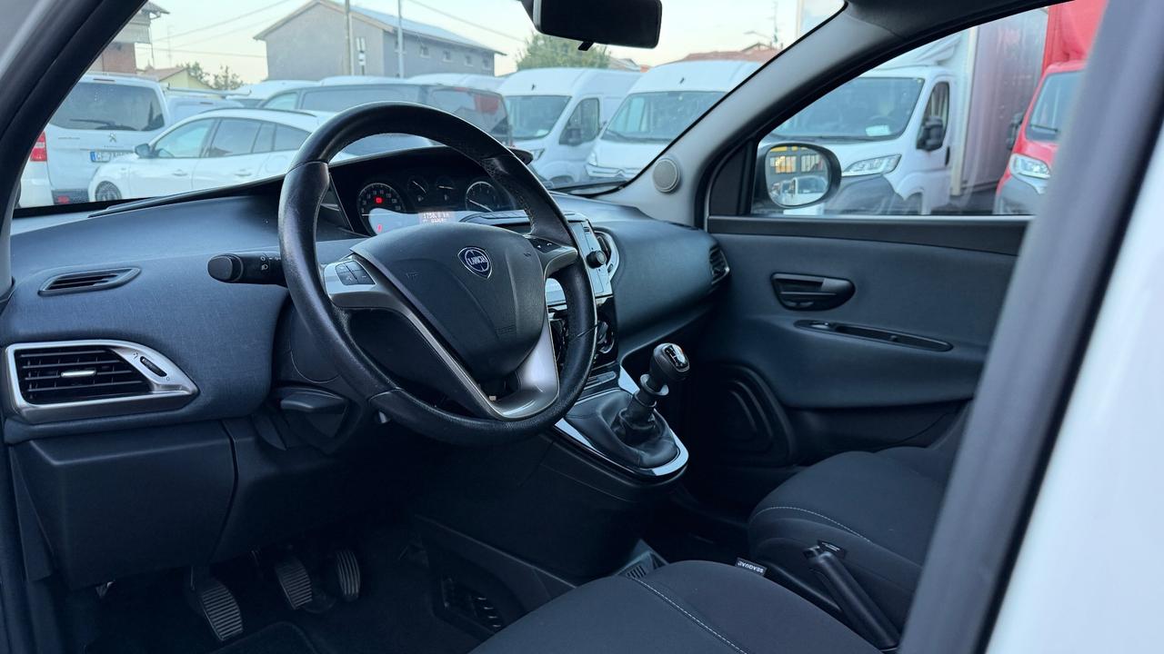LANCIA 1.0 FIREFLY HYBRID 5P 69CV - CARPLAY, NEOPATENTATI