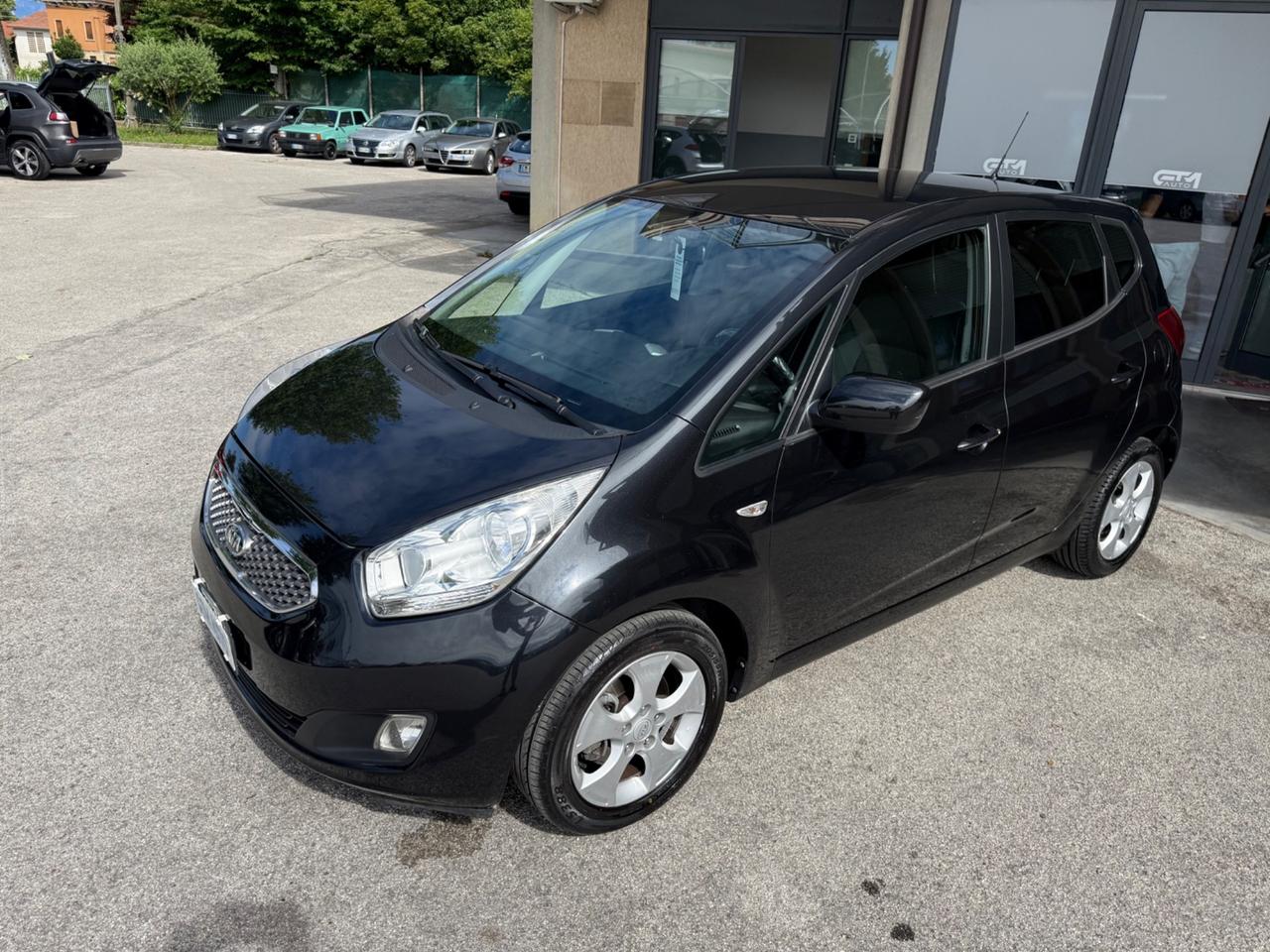 Kia Venga 1.4 CRDi 90CV - Neopatentati