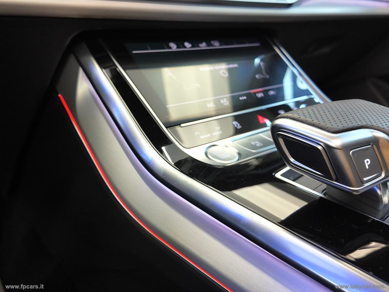 AUDI Q8 50 TDI 286 CV quattro tiptronic S LINE TETTO APRIBILE