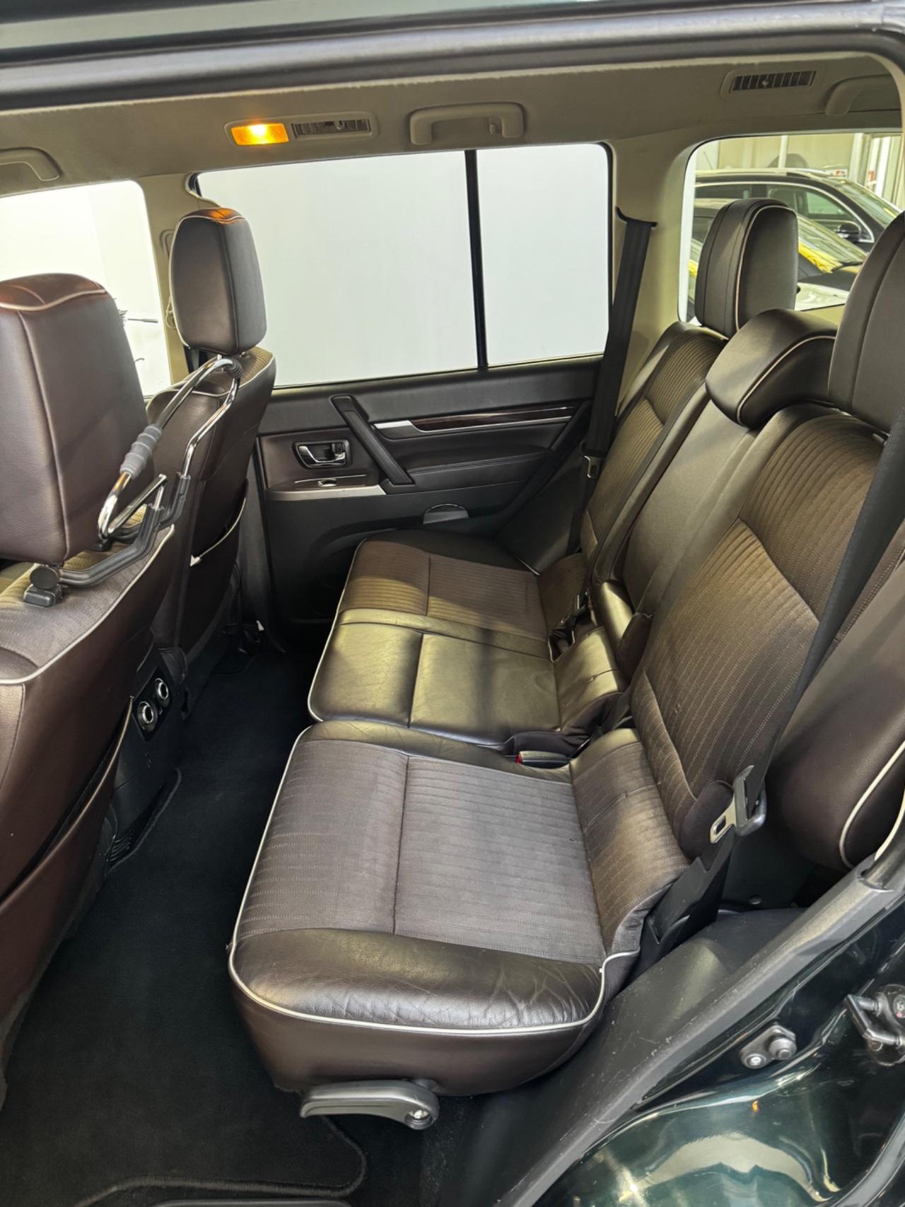 Mitsubishi Pajero 3.2 DI-D 16V 5p. Intense DPF