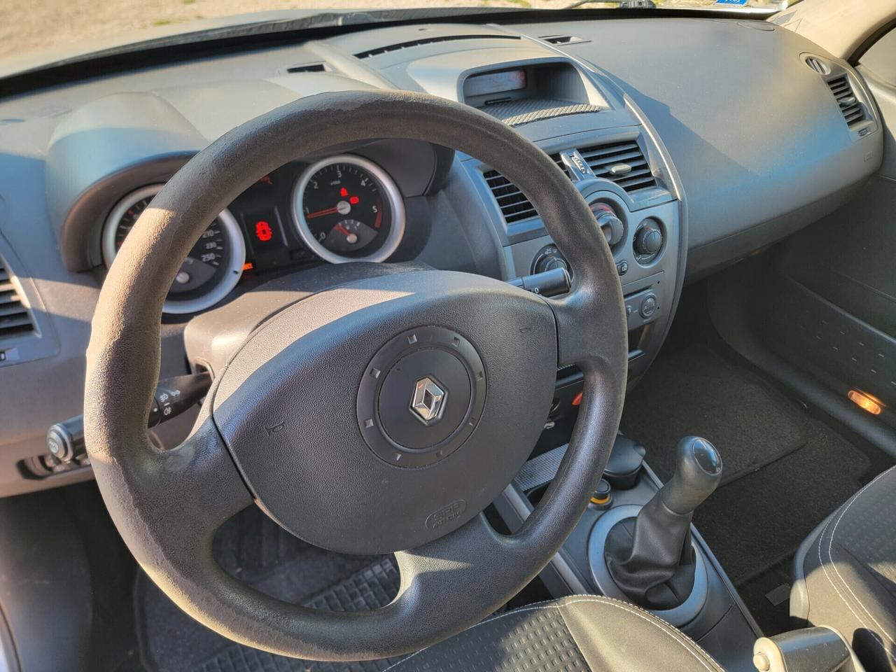 Renault Megane Mégane 1.5 dCi/85CV Grandtour Confort Dynamique