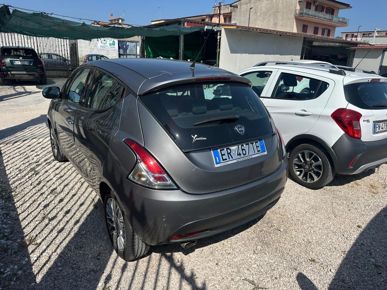 Lancia Ypsilon 1.2 69 CV Platinum Block Shaft