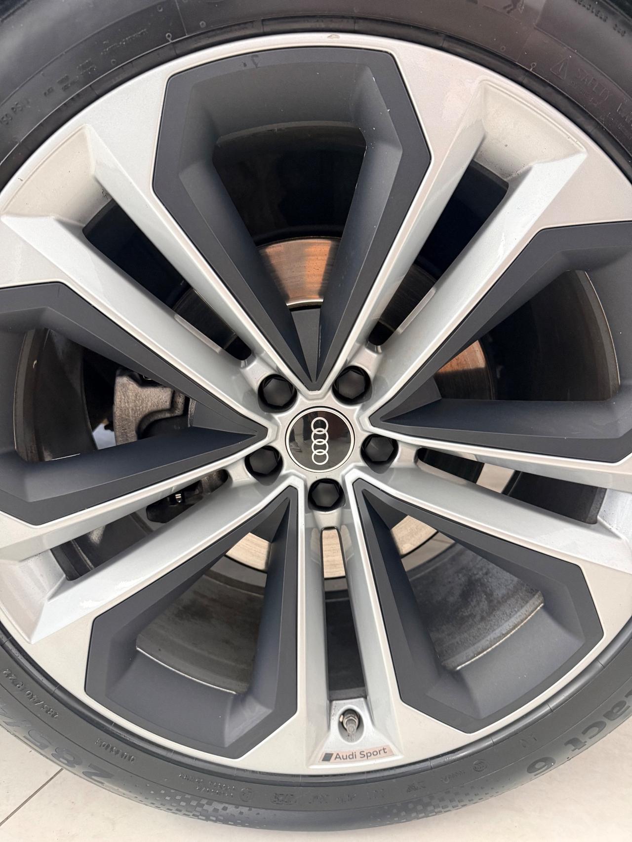 Audi Q8 50 TDI mhev (diesel/elettrica)286 CV quattro tiptronic Sport S-LINE,TETTO APRIBILE.LUCI SOFFUSE,