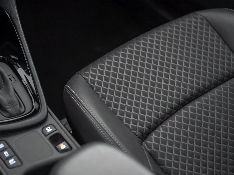 Toyota Yaris Hybrid Lounge MY20