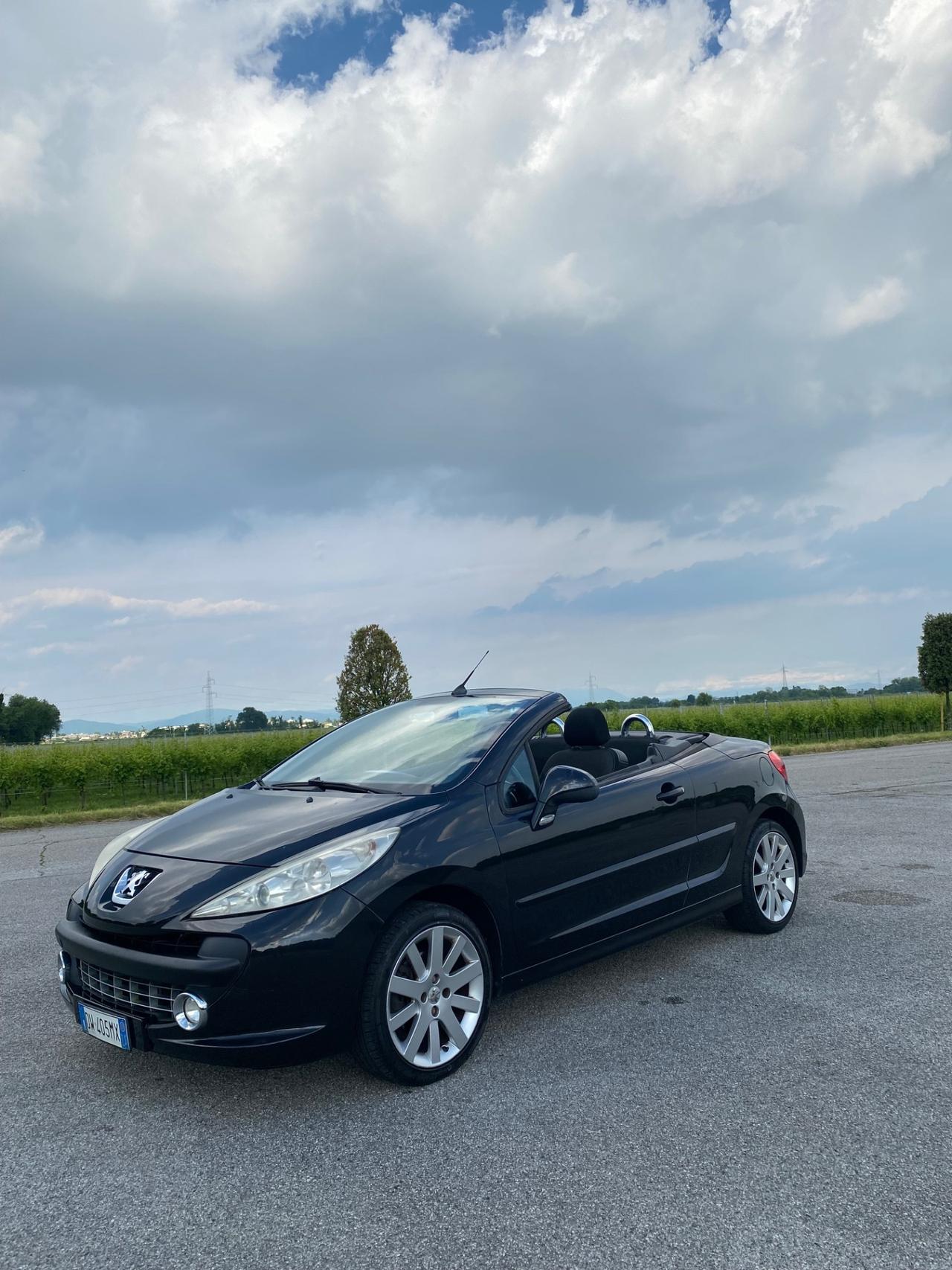 Peugeot 207 1.6 VTi 120CV CC Féline