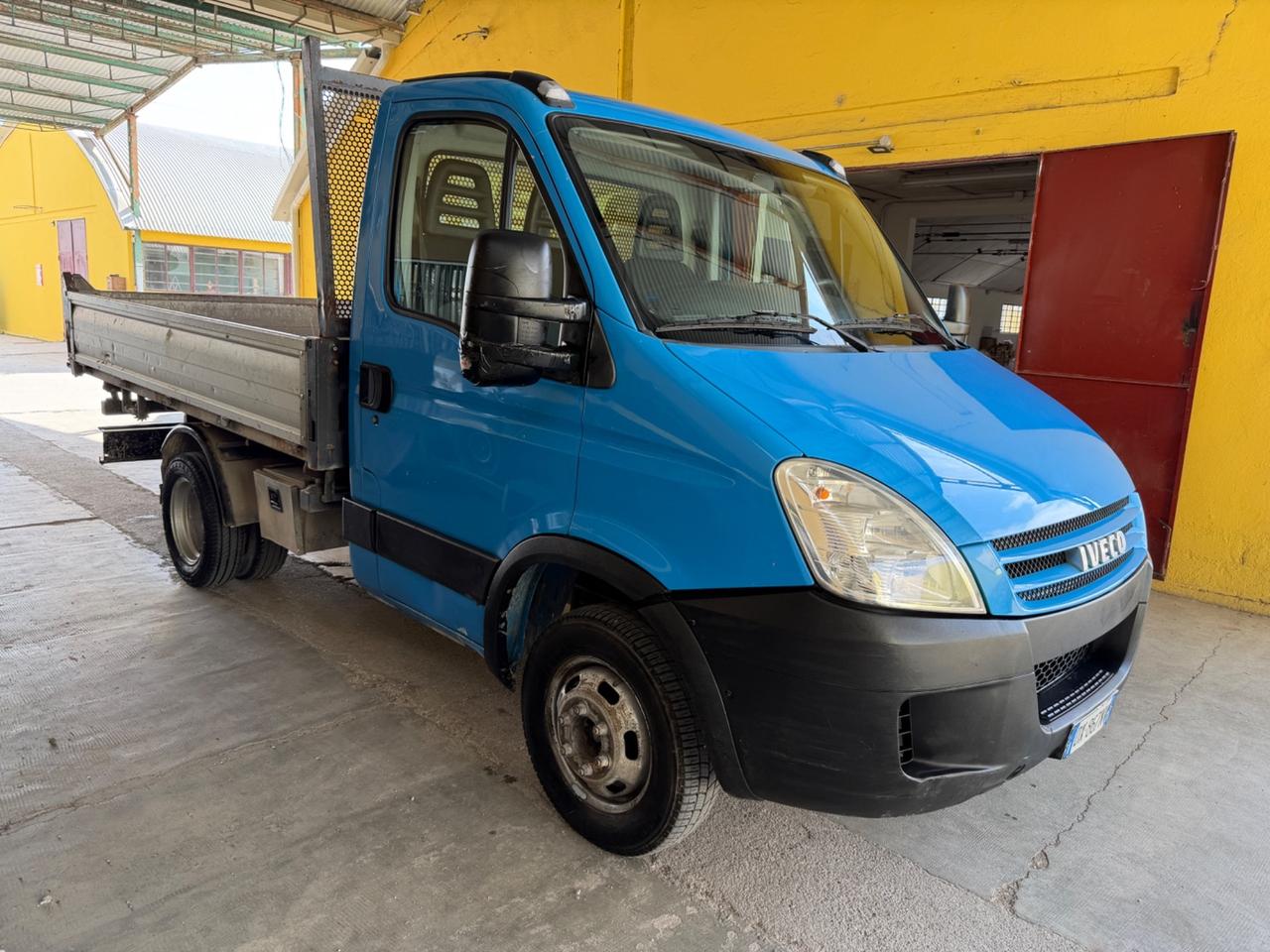 Iveco Daily Ribaltabile trilaterale Gemellato - 2010