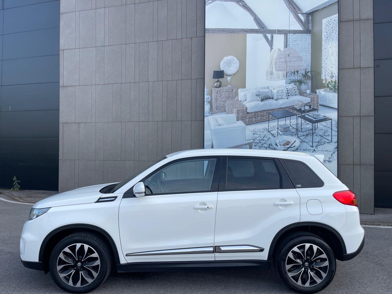 Suzuki Vitara 1.6 DDiS 4WD AllGrip DCT V-Top