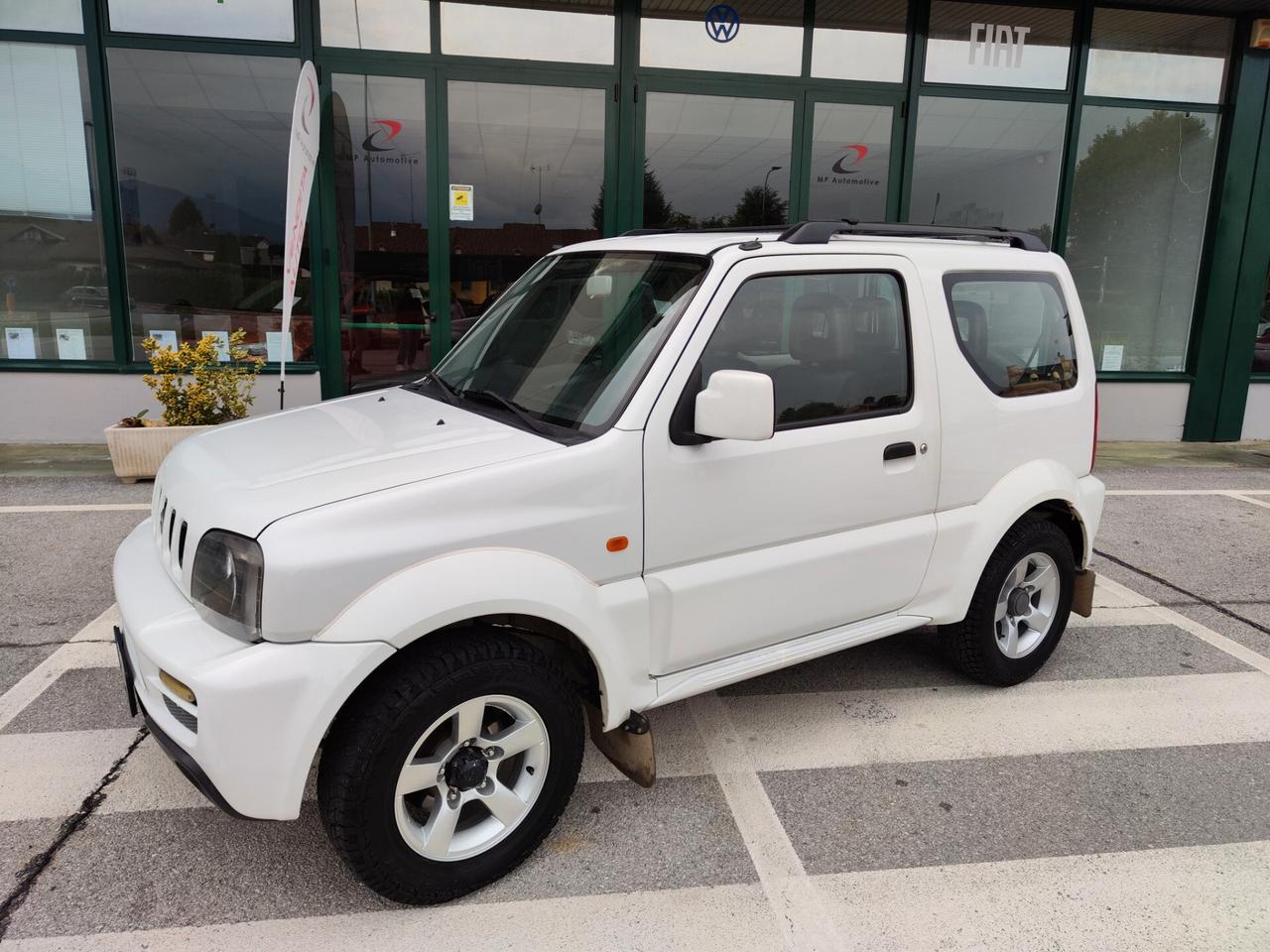 Suzuki Jimny 1.3i 16V cat 4WD JLX gancio traino