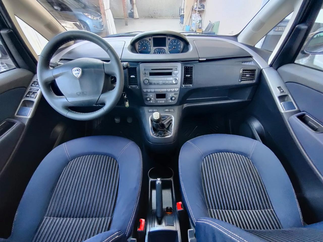 Lancia MUSA 1.3 Multijet Euro 4 bicolore
