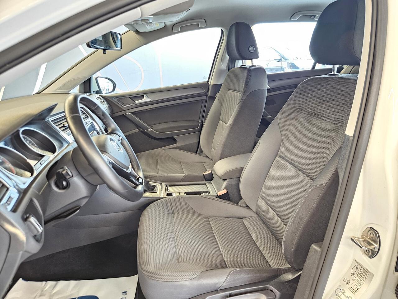 Volkswagen Golf 5p 1.5 tgi Executive 130cv dsg