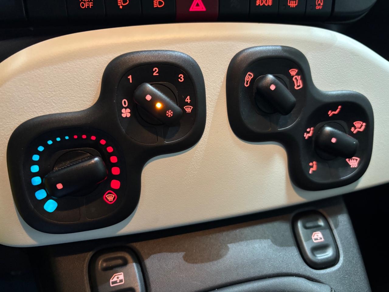 Fiat Panda 1.0 FireFly S&S Hybrid Pandina