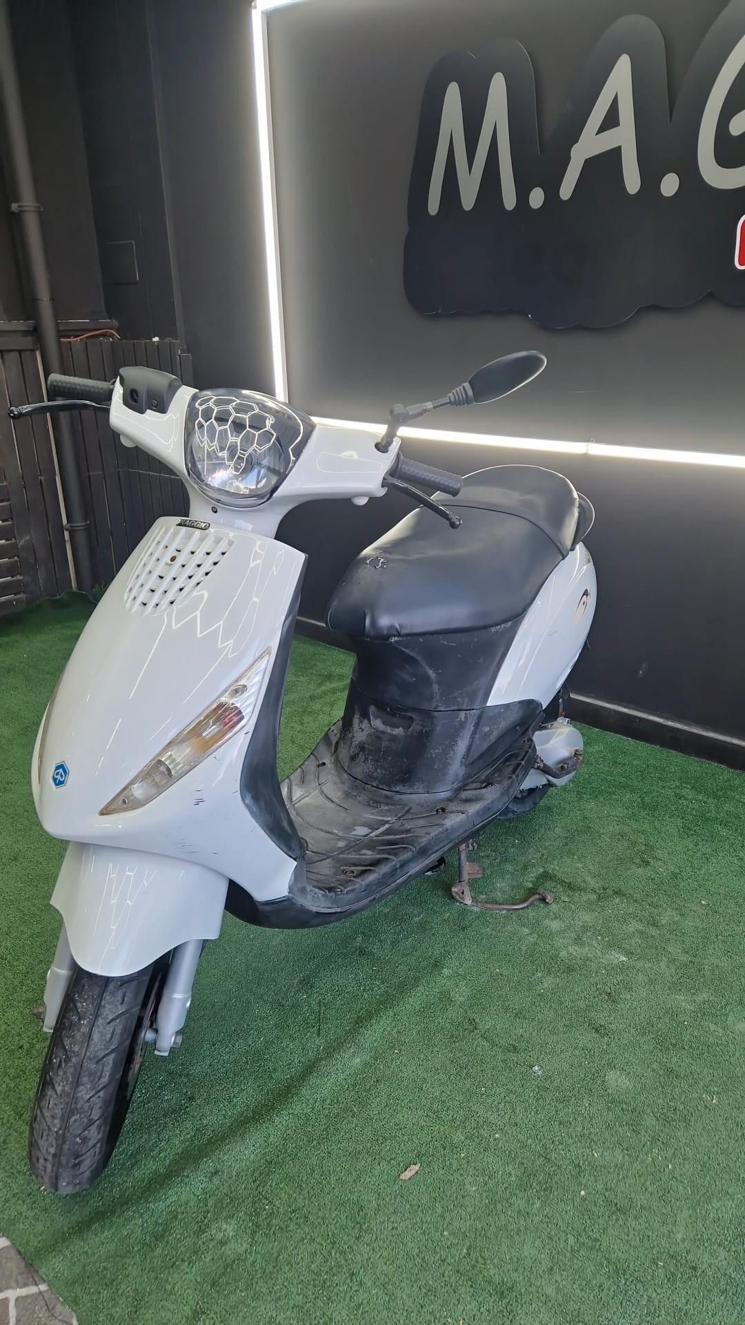 Piaggio Zip 50 BASE