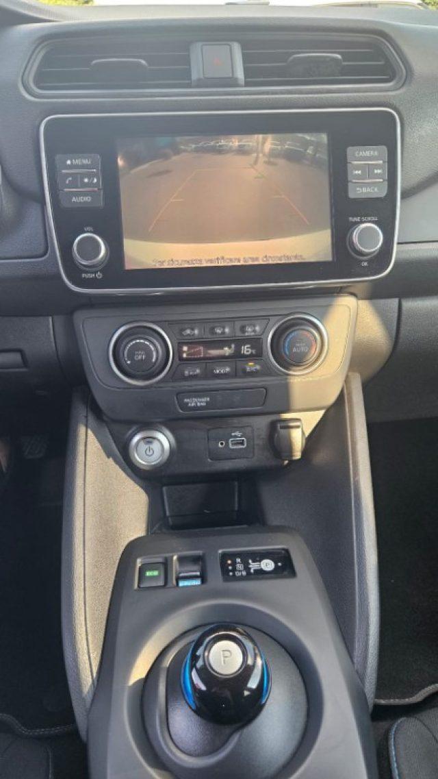 NISSAN Leaf Acenta 40 kWh