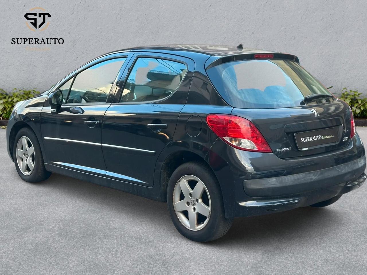 Peugeot 207 1.4 HDi 70CV 5p. Allure