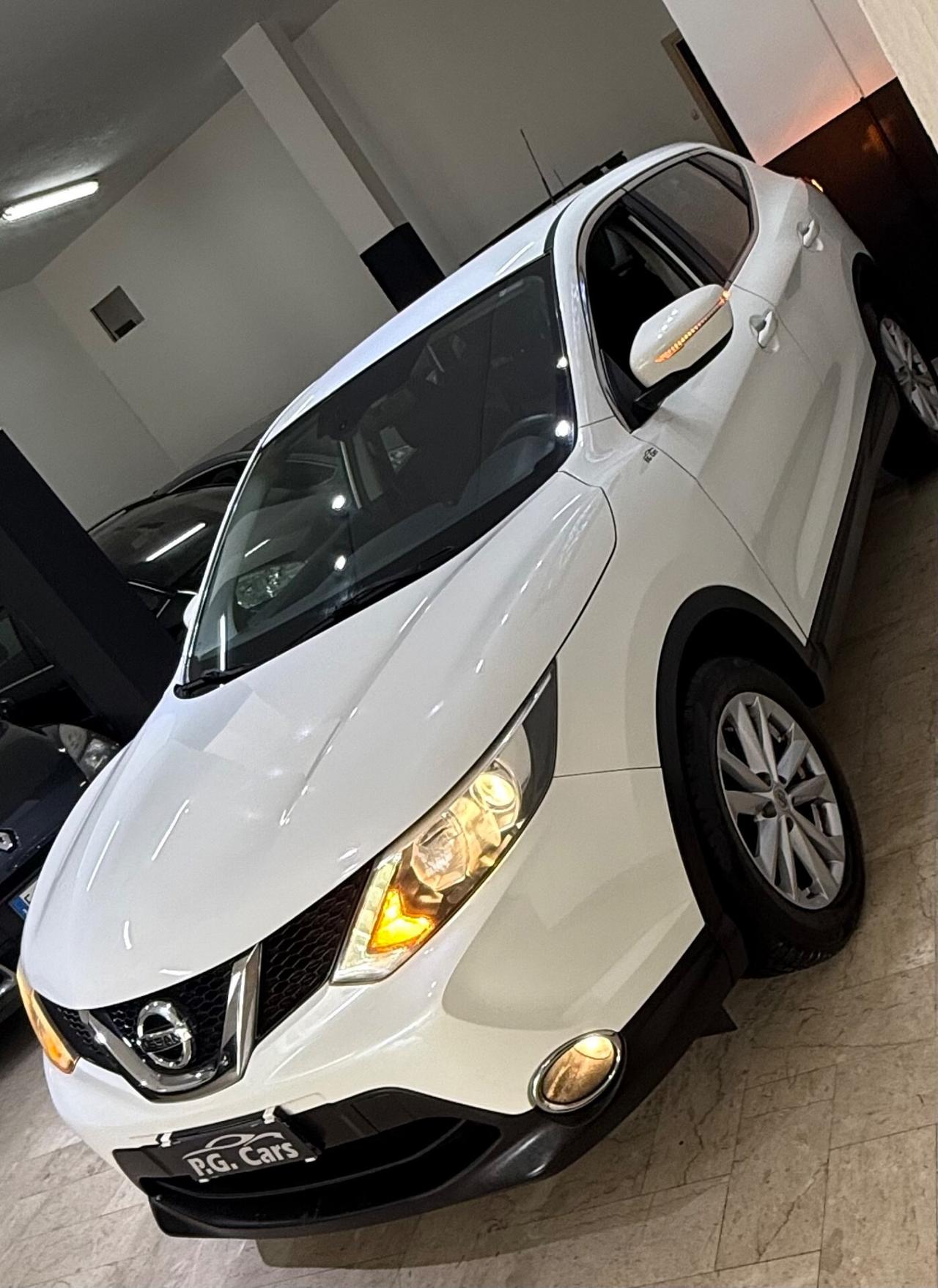 Nissan Qashqai 1.5 dCi Visia