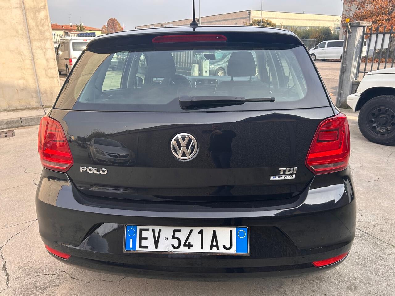 Volkswagen Polo 1400 tdi 75 cv neopatentati euro6