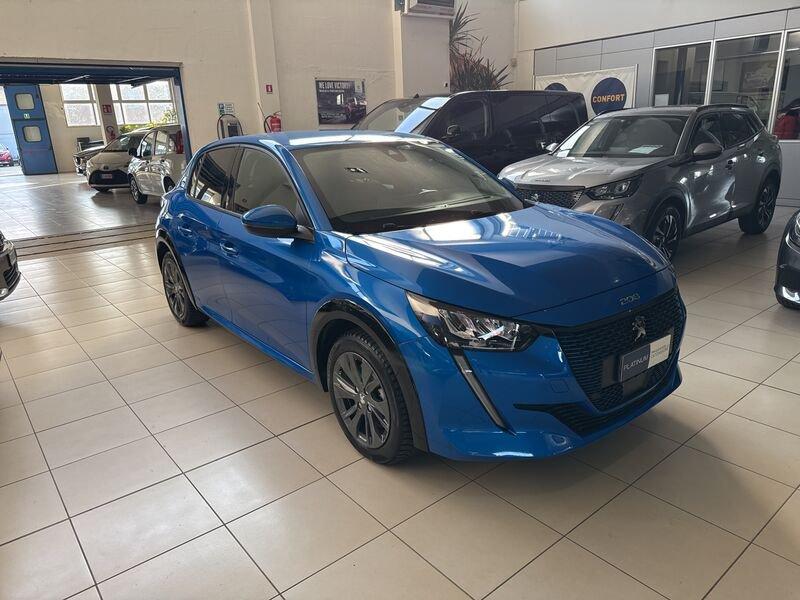 Peugeot 208 motore elettrico 136 CV 5 porte Allure
