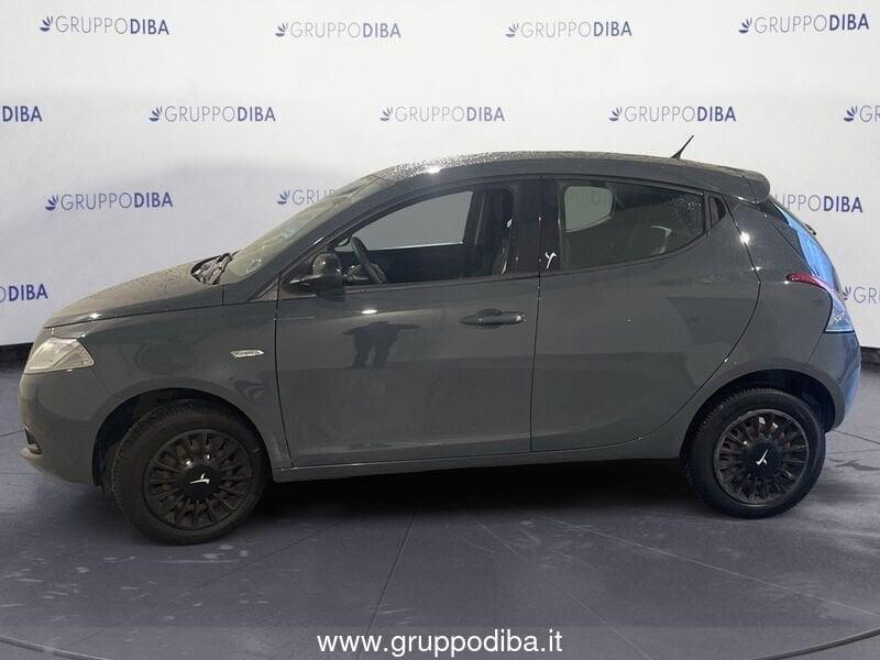 Lancia Ypsilon III 2011 Benzina 0.9 t.air Gold ecochic metano 80cv