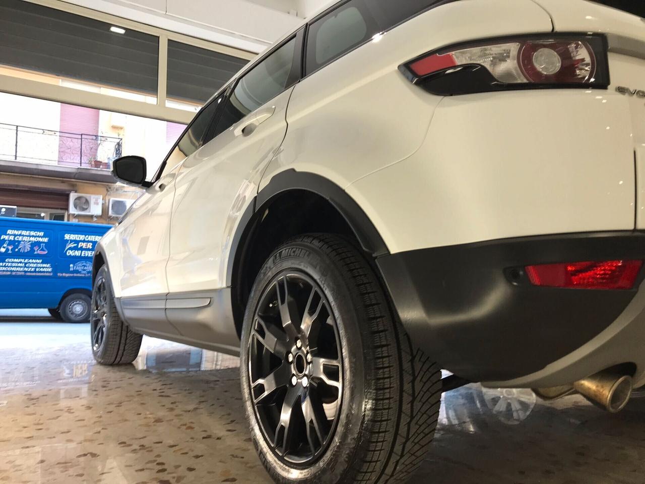 Land Rover Range Rover Evoque 2.2 TD4 150CV Prestige
