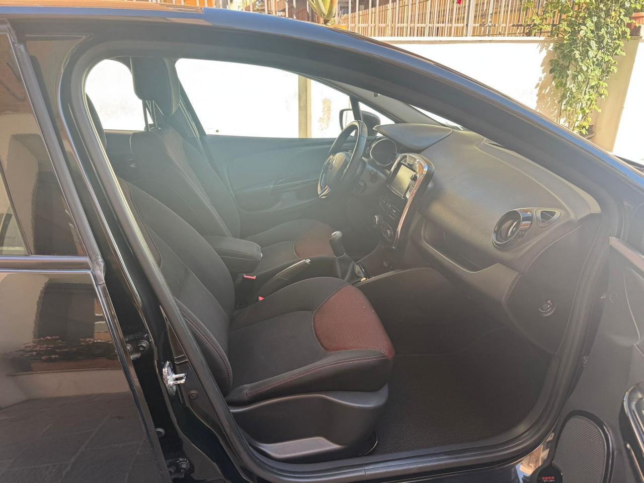 RENAULT Clio 1.2 75CV 5 porte Intens IMPIANTO GPL