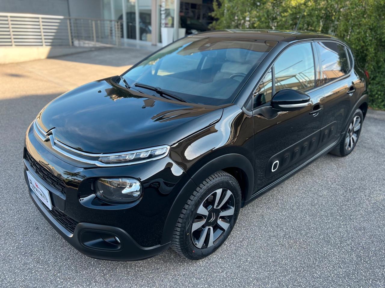 Citroen C3 1.2 puretech Shine 83cv NEOPATENT. NAVI/CAMERA/16;