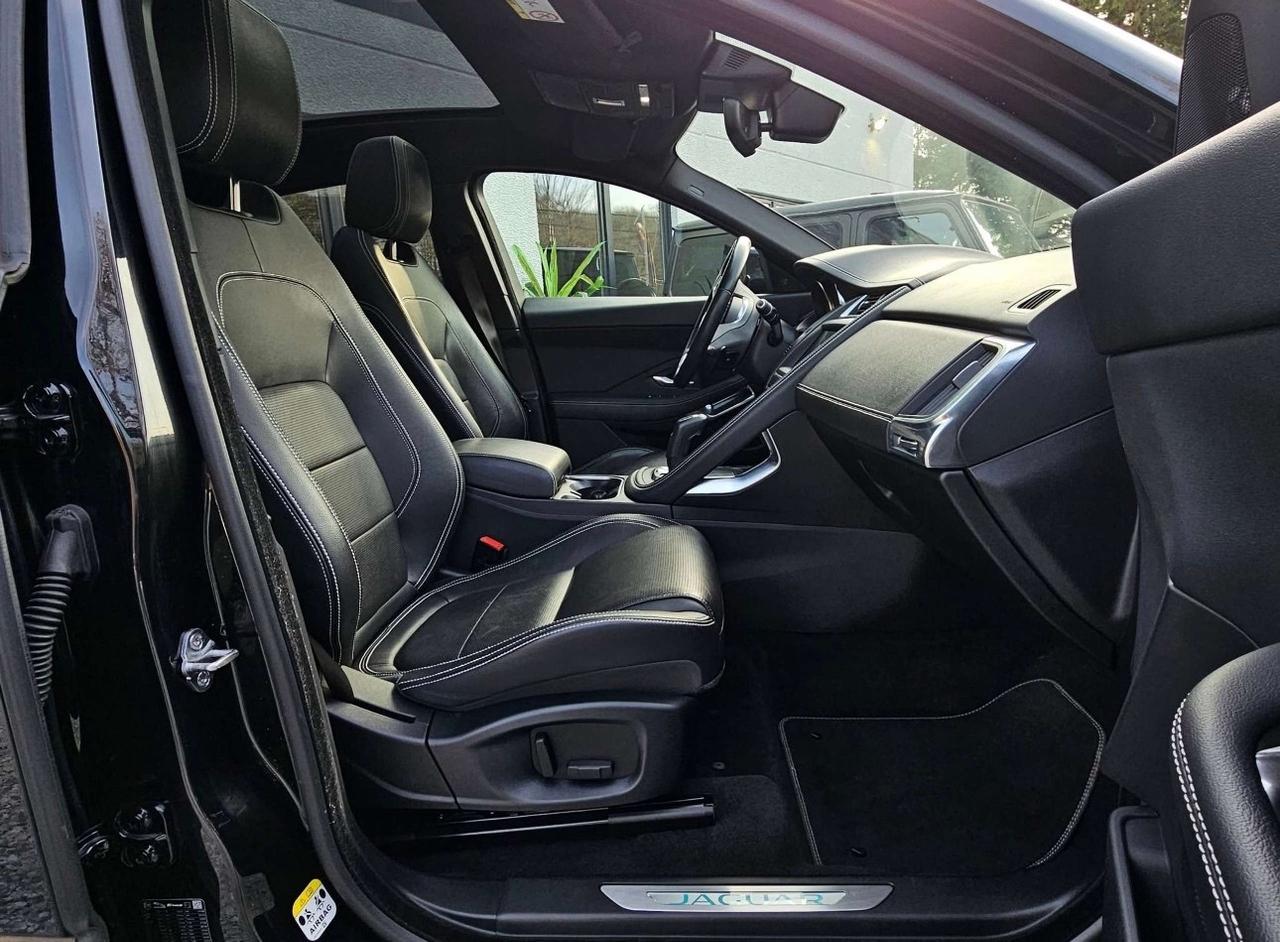Jaguar E-Pace 2.0 300 CV AWD aut. R-Dynamic SE