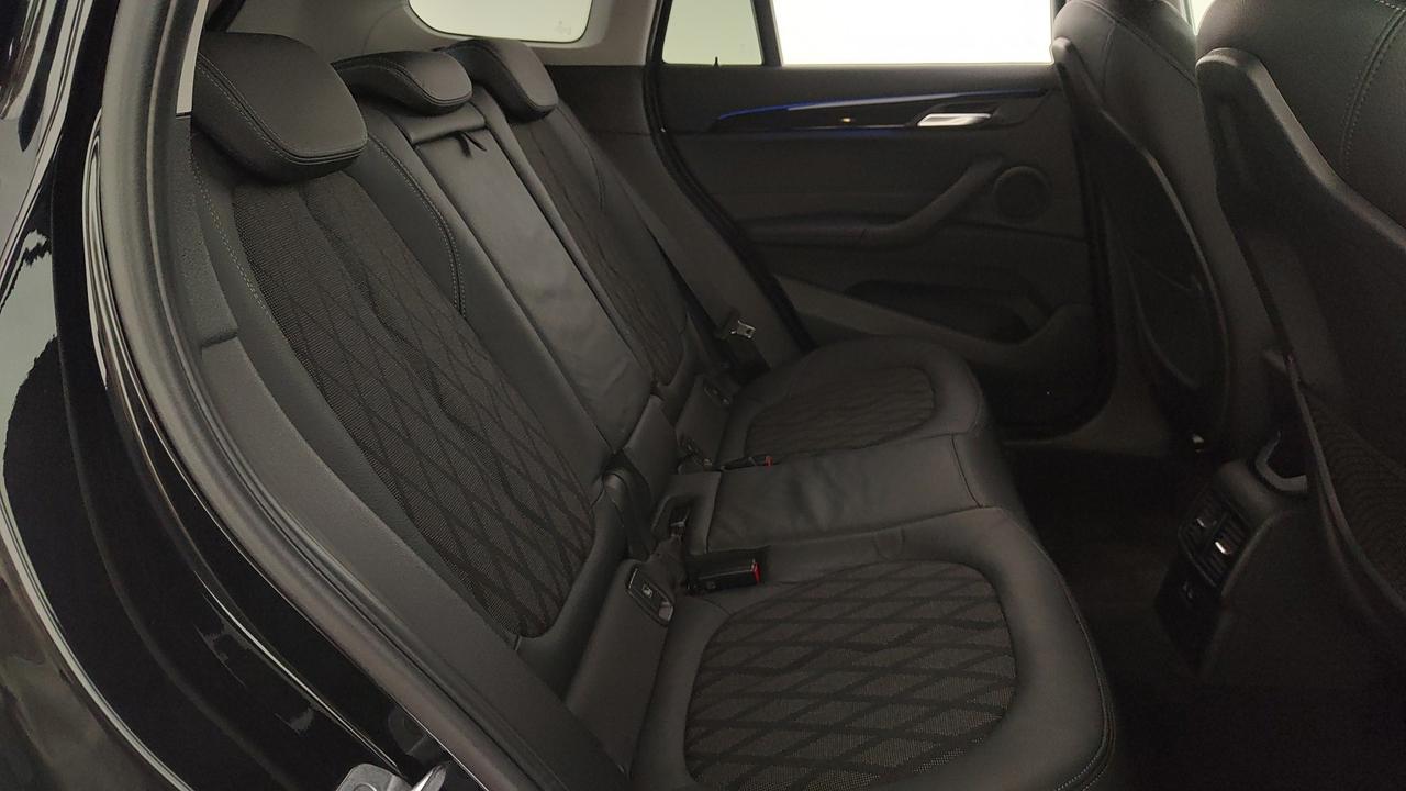 BMW X1 F48 2019 - X1 xdrive18d xLine Plus auto