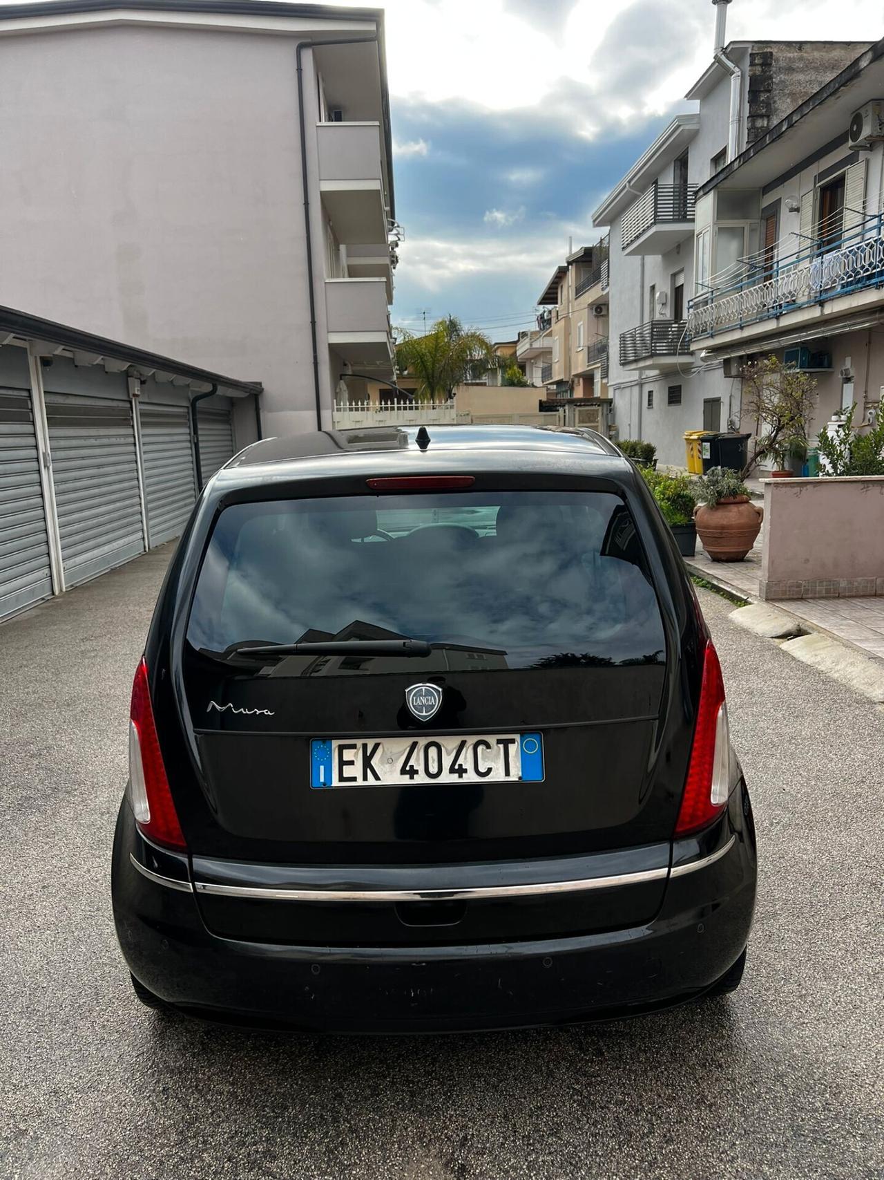 Lancia MUSA 1.4 16V EURO 5 Oro