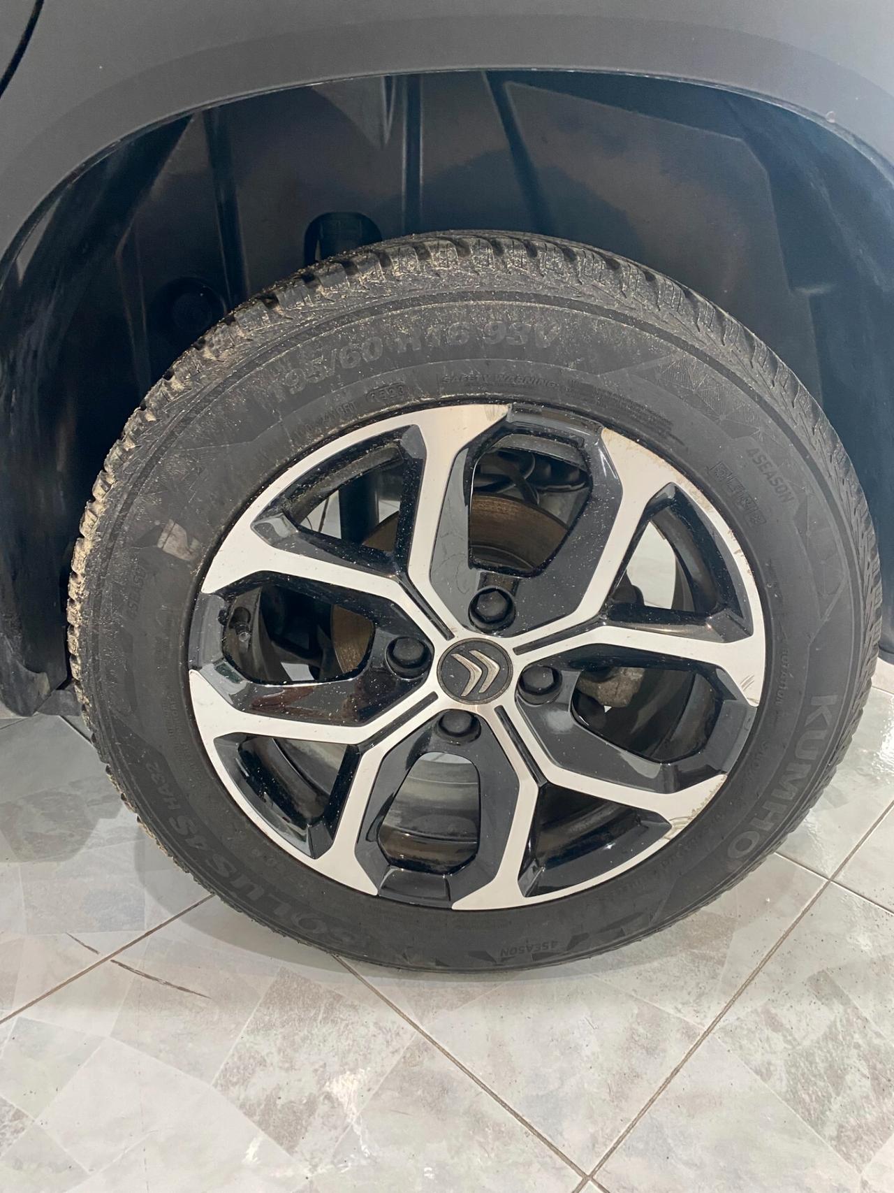Citroen C3 Aircross C3 Aircross BlueHDi 120 S&S EAT6 Shine Pack