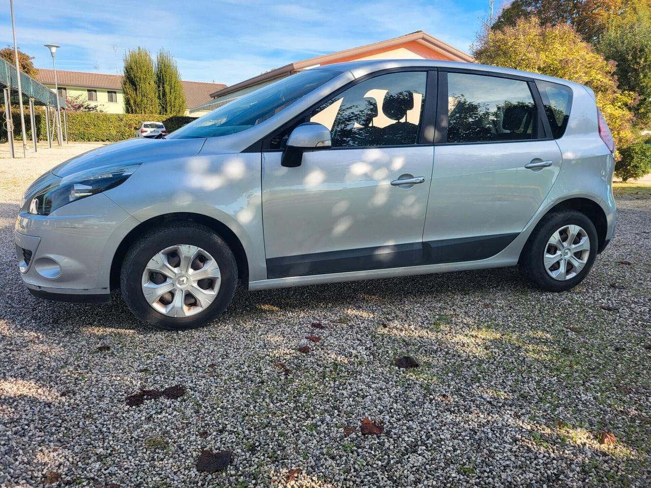 Renault Scenic Scénic X-Mod 1.5 dCi 105CV Confort