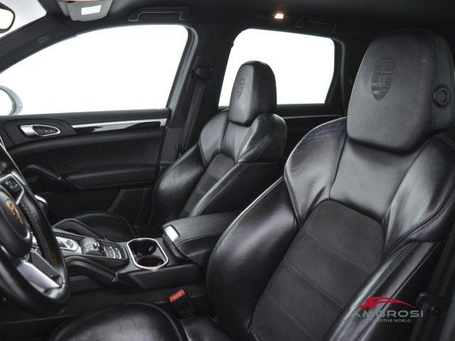 PORSCHE Cayenne 3.0 Diesel - PER OPERATORI DEL SETTORE