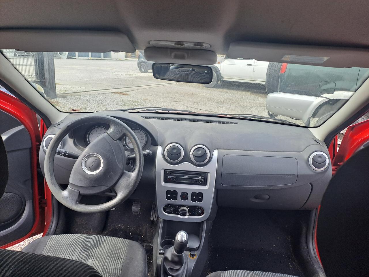 Dacia Logan MCV 1.6 90CV 5 posti METANO