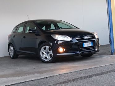 Ford Focus 1.6 BENZINA/GPL Titanium