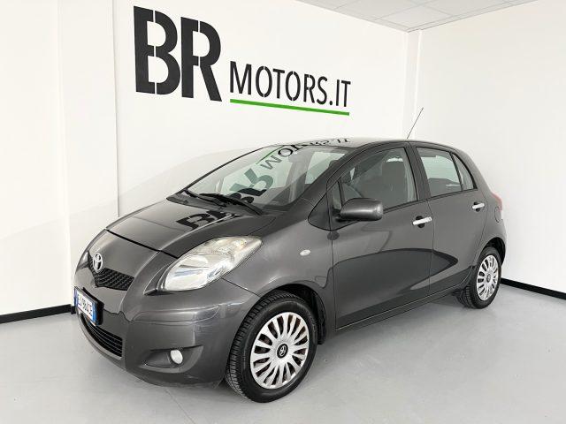 TOYOTA Yaris 1.0 5 porte "NEOPATENTATI"