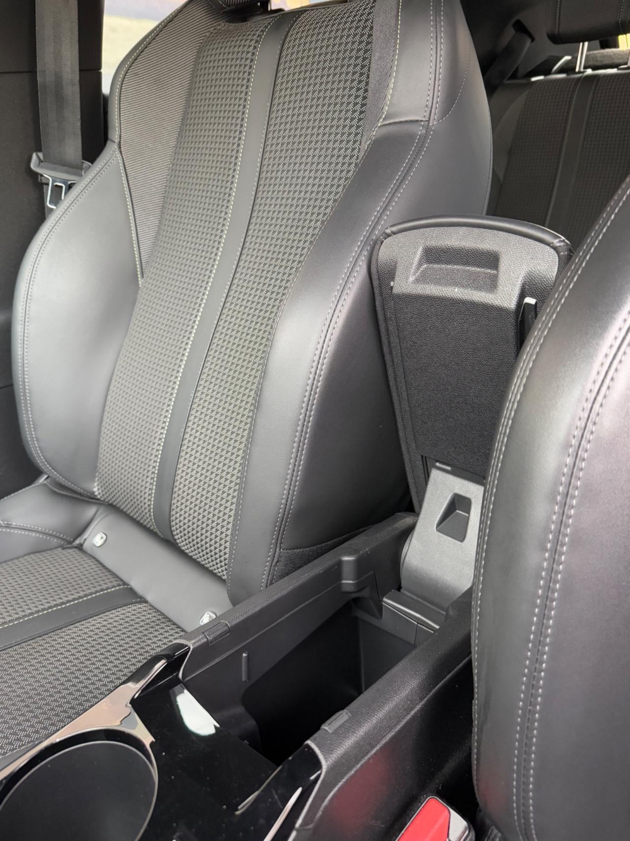 Peugeot 2008 BlueHDi 110 S&S GT