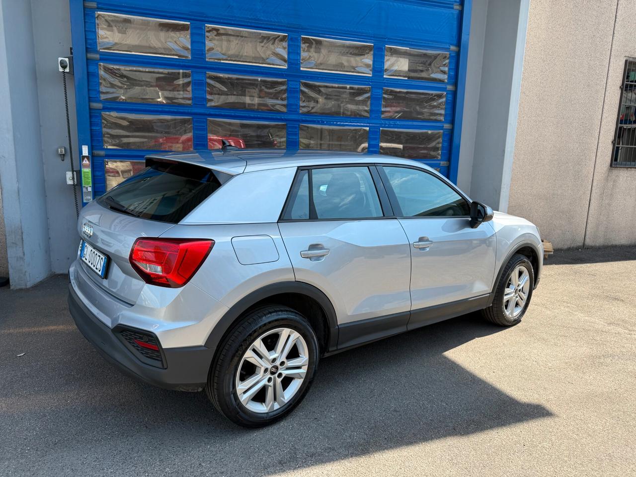 Audi Q2 30 TDI Business