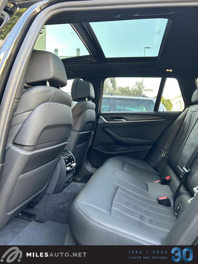 BMW 520 d 48V M Sport Laser Sedili ventilati Panorama