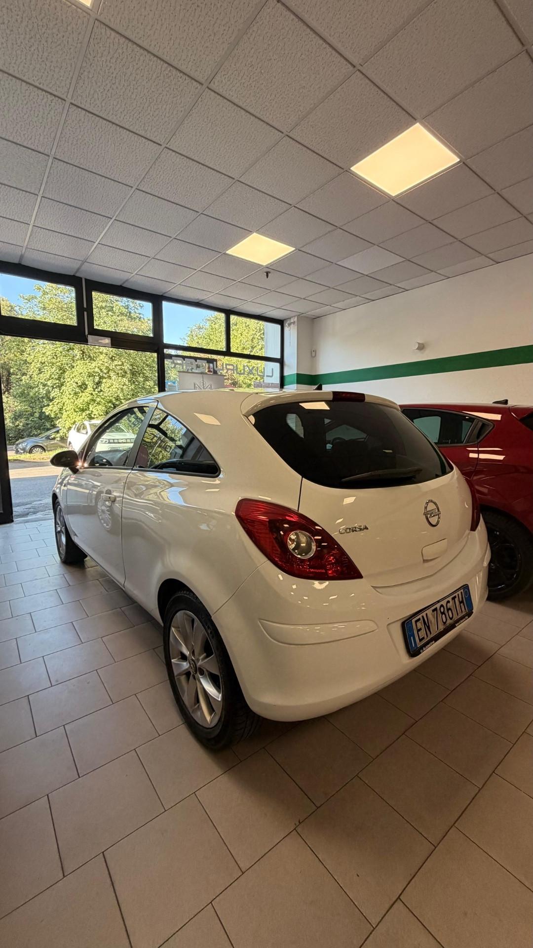 Opel Corsa 1.2 85CV 3 porte GPL-TECH Elective