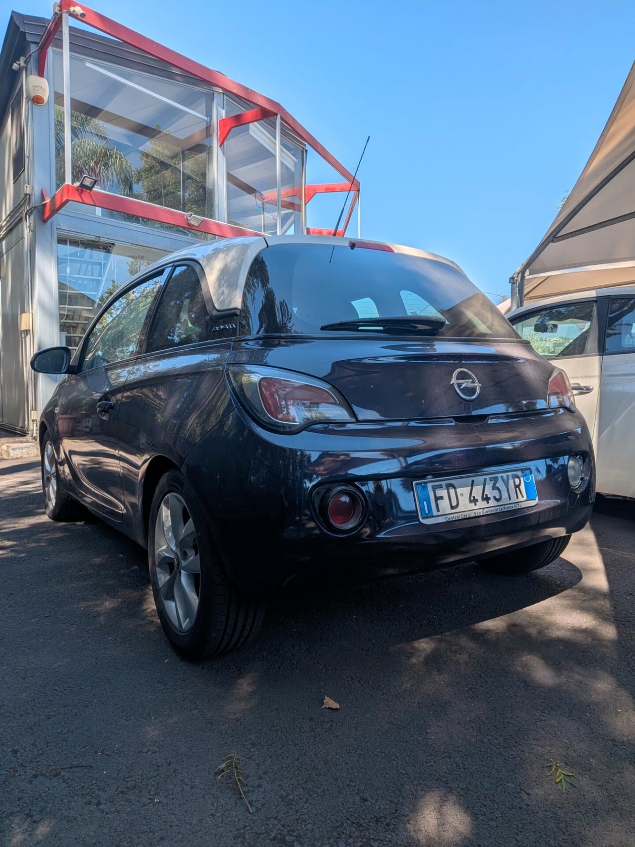 Opel Adam 1.2 70 CV