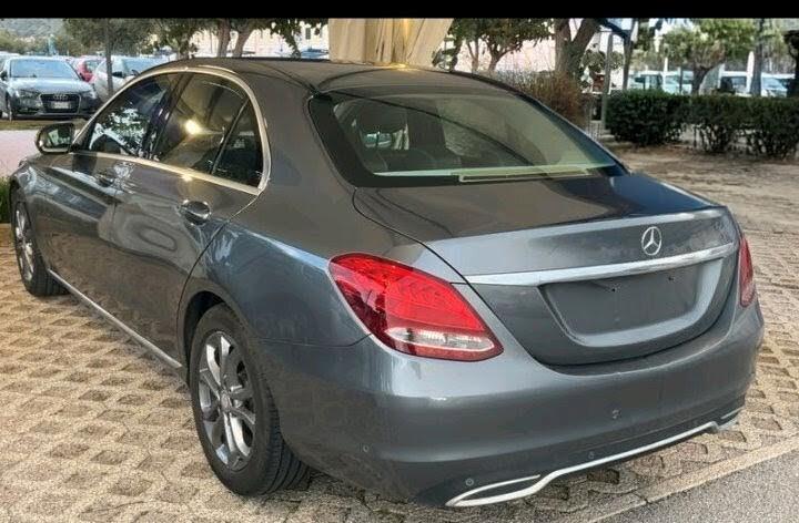 Mercedes-benz C 220 d Auto Premium