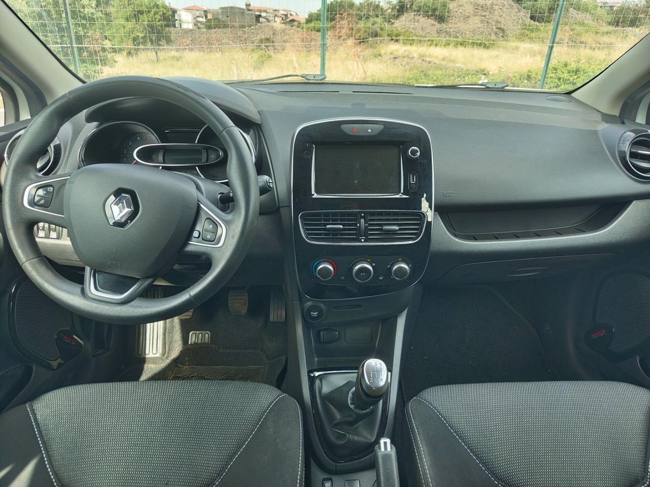 Renault Clio dCi 8V 75 CV 5 porte Moschino Intens