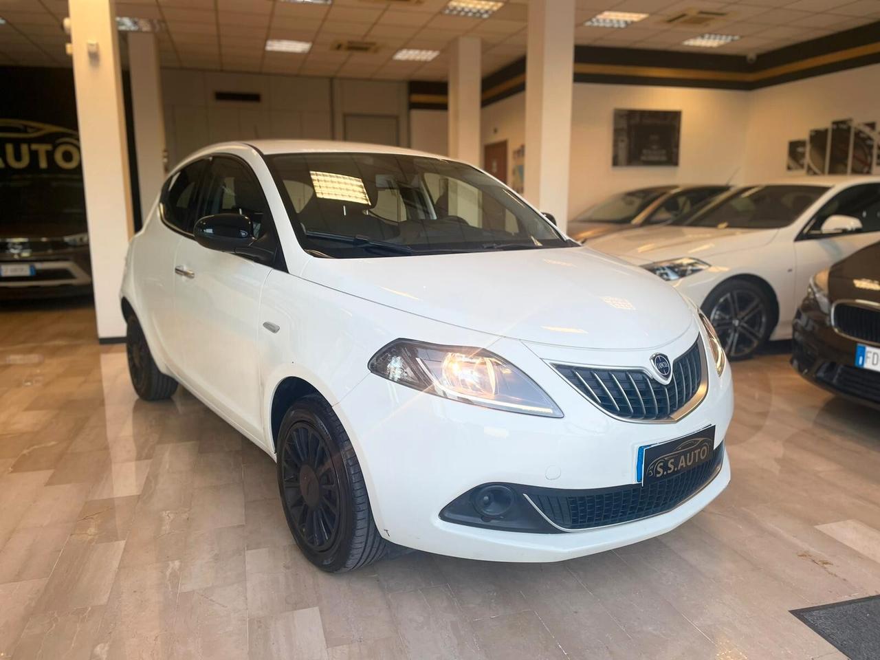 LANCIA Ypsilon 1.2 69 CV 5p. Ecochic Gold
