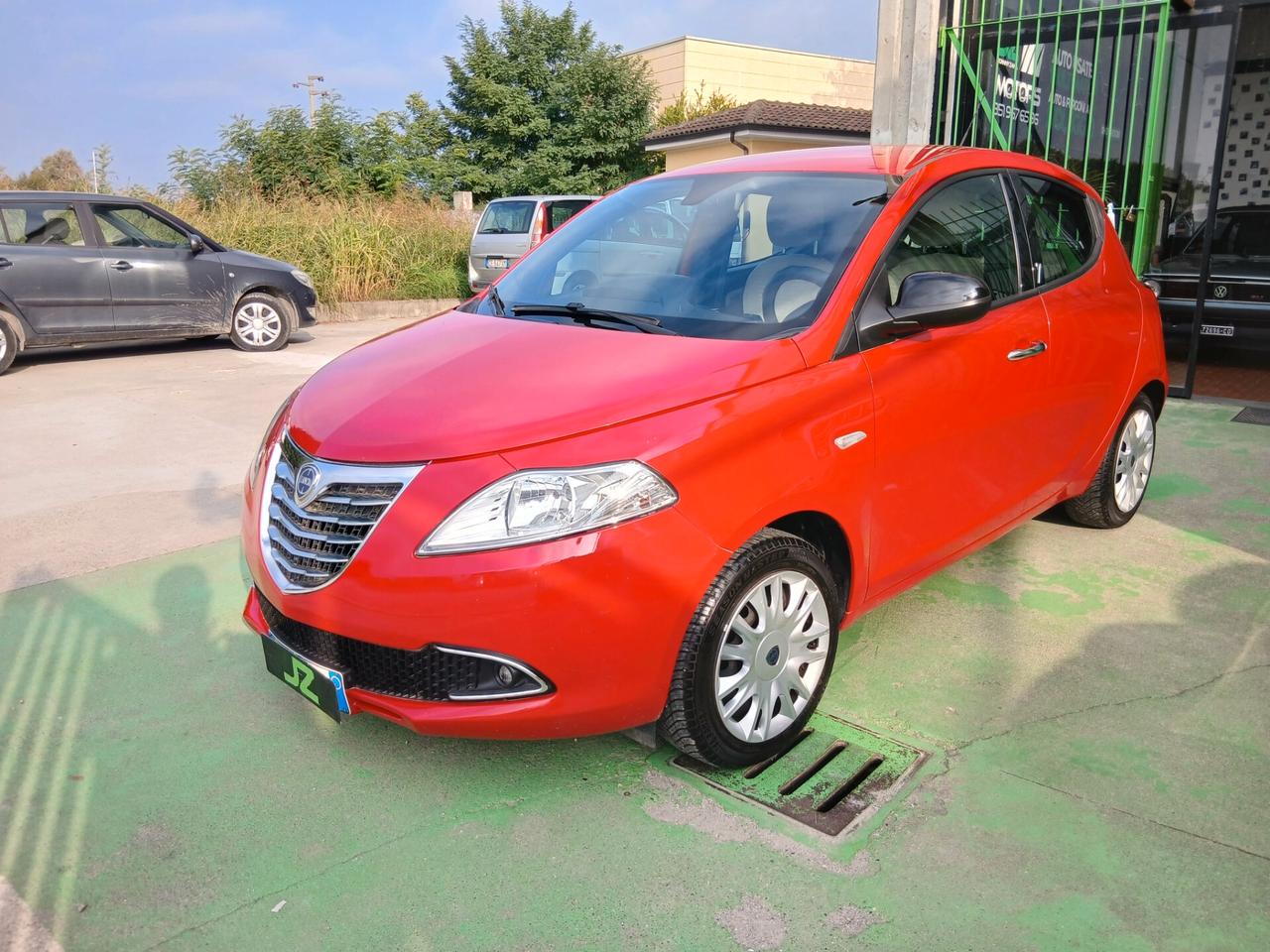 Lancia Ypsilon 1.2 69 CV 5 porte GPL Ecochic Platinum